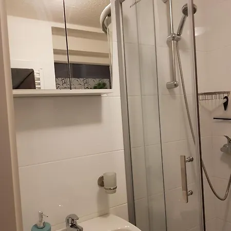 Monteurs-ferienwohnung Habitación en casa particular *