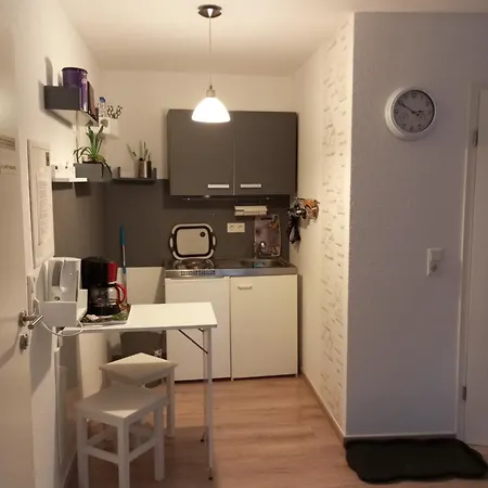 ホームステイ Monteurs-ferienwohnung Wolfhagen