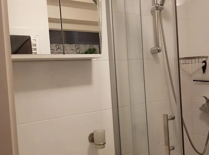 Monteurs-ferienwohnung Alloggio in famiglia *